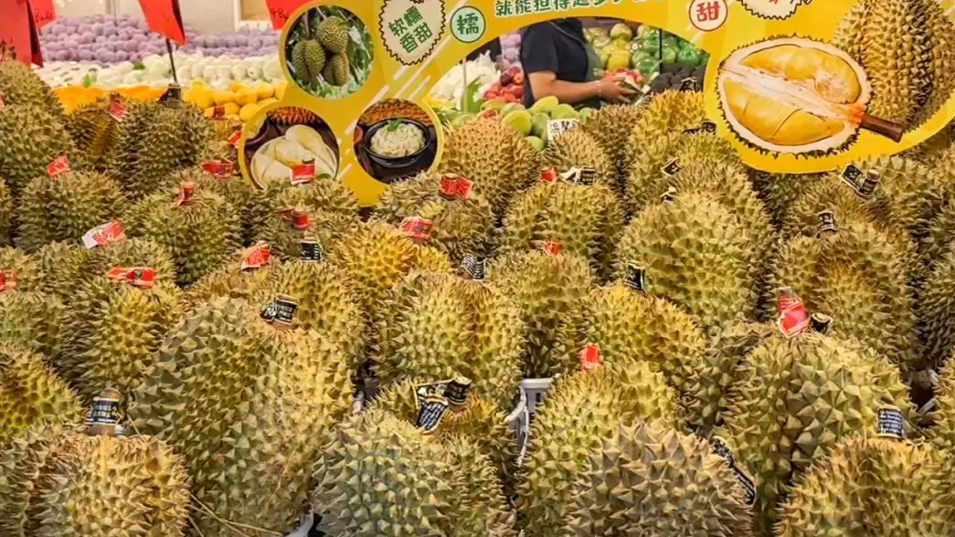 东南亚榴莲价格为何“崩了”热搜配图